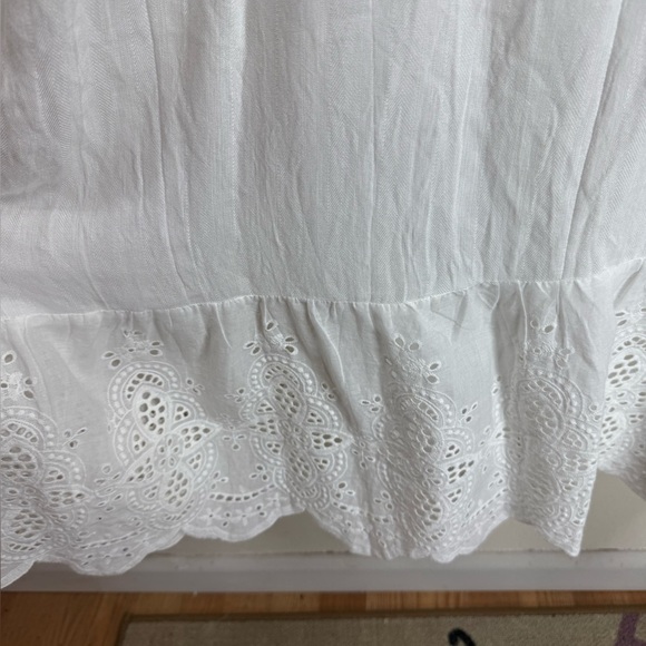 (R9)PINKBLUSH White off-the-shoulder dress with ruffles and eyelet embroidery S - Picture 9 of 14